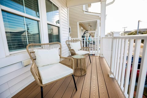 Enjoy a morning coffee while enjoying the gorgeous East Beach architecture.