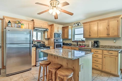 Kitchen | Drip Coffee Maker | Blender