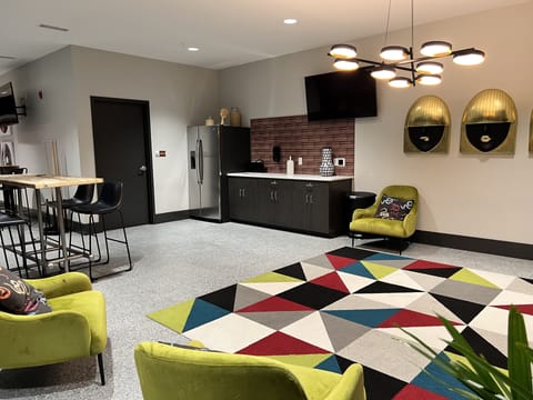 Gaming Lounge (Common Area)