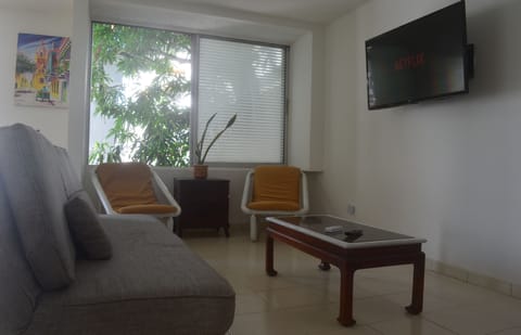 Casa Playa Living Room | Castillo Grande

Salón Casa Playa | Castillo Grande