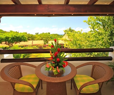 Suite w/ Garden View