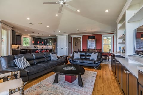 Living room / kitchen