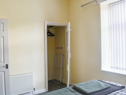 Double bedroom | Cosy Home in Clayton-le-Moors, Clayton-le-Moors