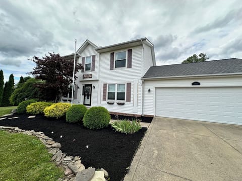 Front of home and main access door for guests.