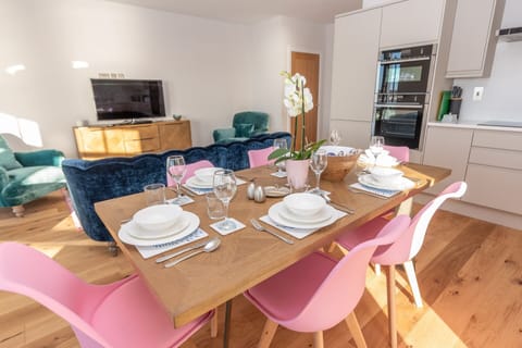 3 Azurebay Kitchenlivingdiner 7
