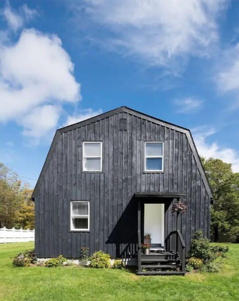 Welcome to your barn away from home! 