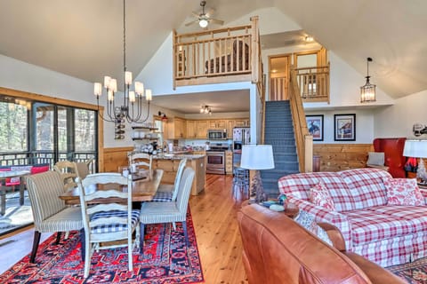 Dining Area | Dishware & Flatware Provided | 1st Floor