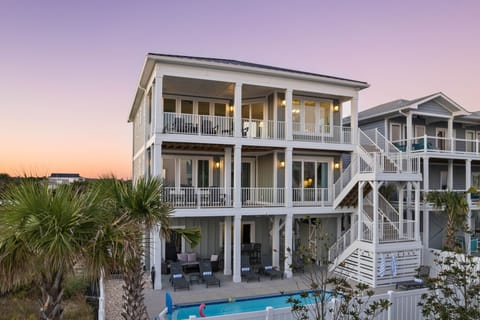 Covered decks overlooking the pool and expansive ocean views