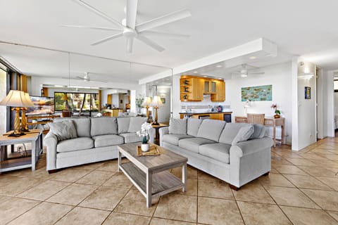 Queen size sleeper sofa