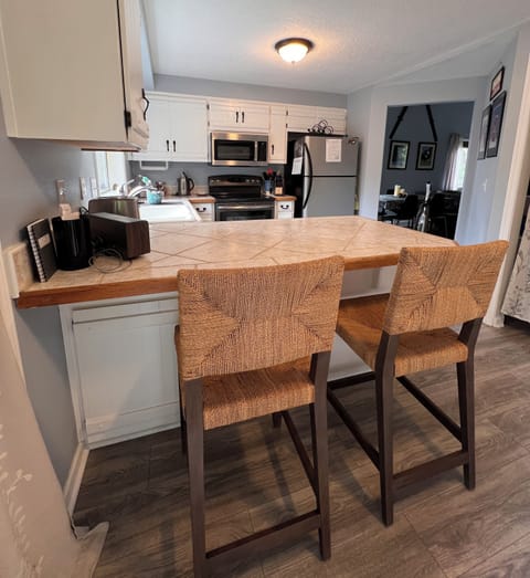 Ample space for everyone to be in the kitchen. 