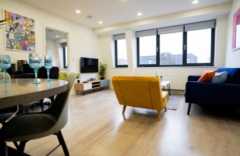 Living Room / Lounge
