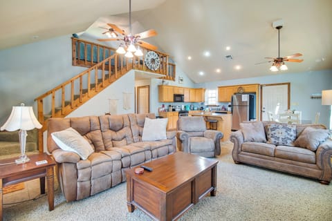 Living Room | Smart TV