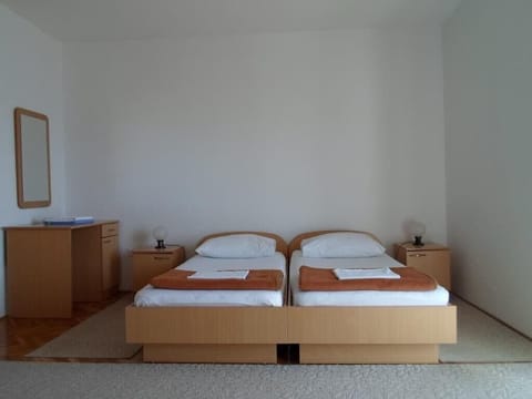 Double or twin beds