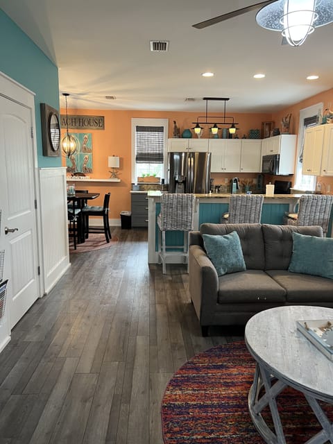 View of open floor plan living/kitchen/dining