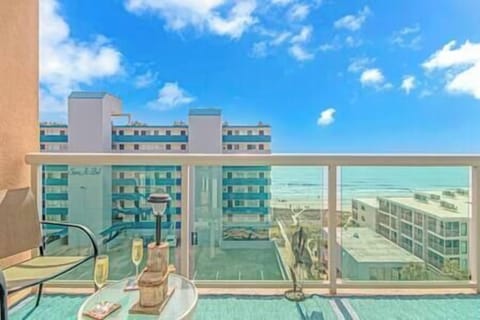 7115637b bc0e 4301 87d4 c442d535b218