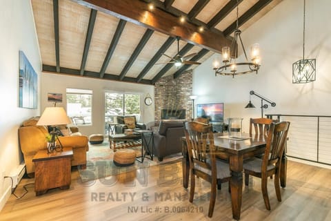 Living room / Dining room