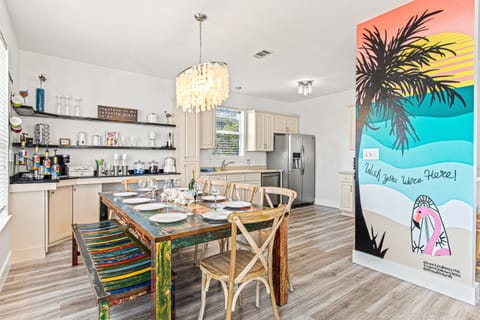 [Kitchen/Dining area Main house] Open Concept with plenty of seating options