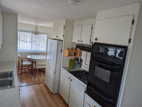 fully equipped kitchen.