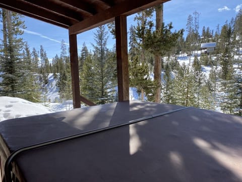 Hot tub privacy and relaxation!