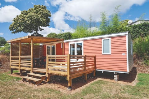 Experience the picturesque atmosphere at this amazing property.