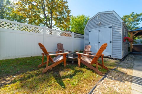 End your evening with a relaxing fire around the firepit