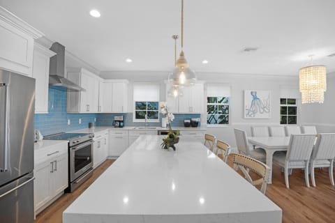 Lots of counter space in the well stocked kitchn