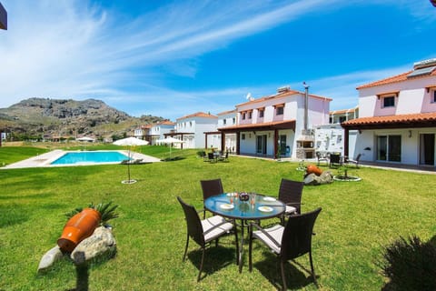 Area that directly surrounds the property. View from your patio