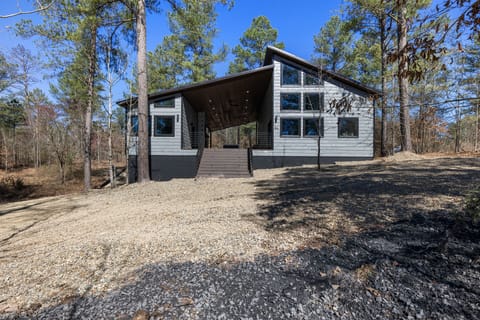 Beautiful Modern Cabin 