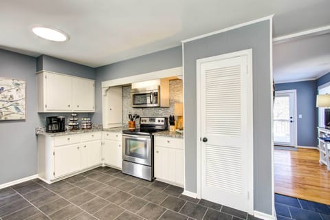 Kitchen | Cooking Basics | Complimentary Spices | Main Floor