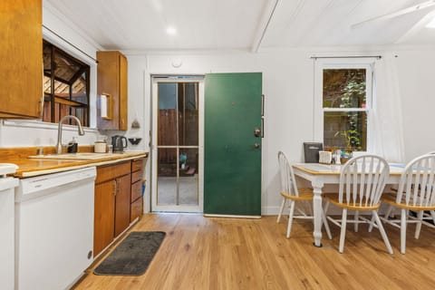Loads of retro charm in the kitchen with direct access to the back patio.