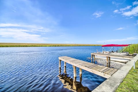 Okeechobee Vacation Rental | 1BR | 1BA | 1 Step Required | 600 Sq Ft