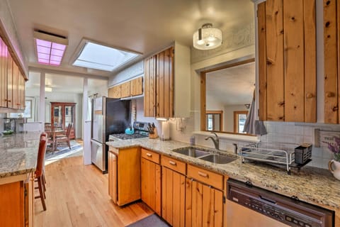 Kitchen | Coffee Maker | Toaster | Dishwasher | Spices