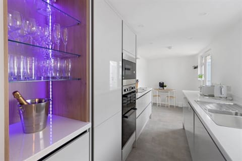 Bar area and kitchen