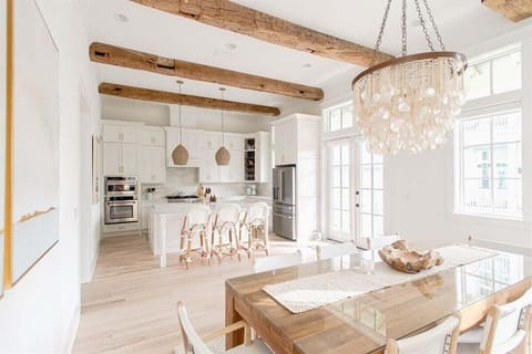 A seamless flow between dining and kitchen spaces for perfect gatherings