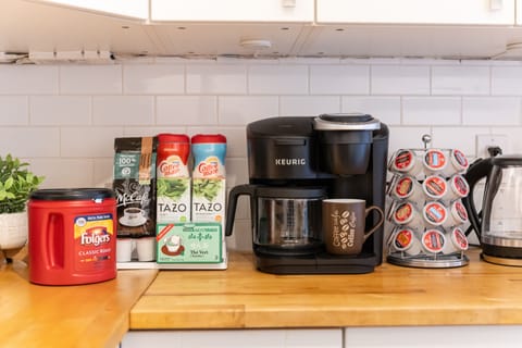 "Complimentary coffee for your enjoyment!"



