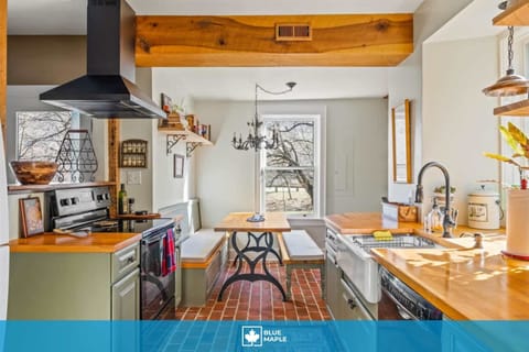 Beautiful kitchen!