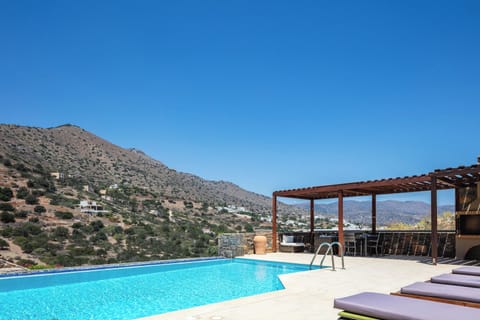 The villa spreads across 3 levels and it offers 3 bedrooms and its own private swimming pool.