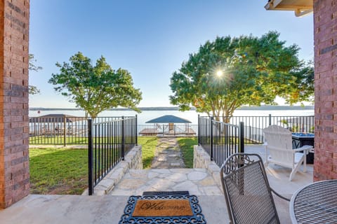 Granbury Vacation Rental | 5BR | 5BA | 3,677 Sq Ft | Step-Free Access