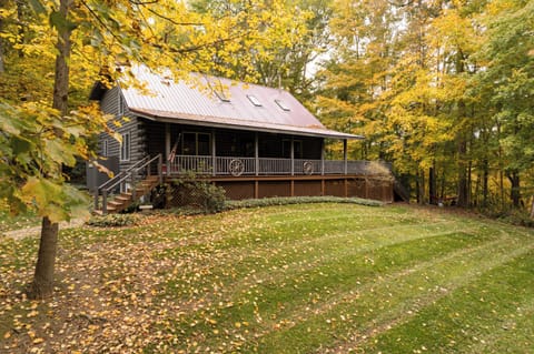Escape the busy life of the city to a quiet retreat in the woods.
