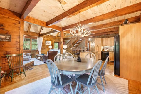 Imagine the laughter, the conversations, and the moments that will be shared around the kitchen table with ample seating up to 7.