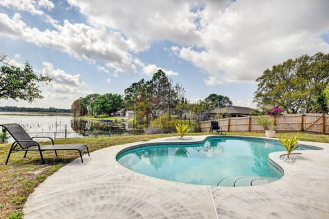 Deltona Vacation Rental | 3BR | 2BA | Step-Free Access | 2,200 Sq Ft