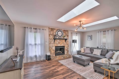 Fayetteville Vacation Rental | 3BR | 2BA | 1,500 Sq Ft | Stairs Required