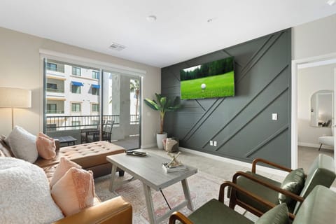 Relax, unwind and let your stress melt away in this living space