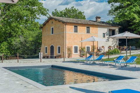 Casale Andrea 16 (8911)