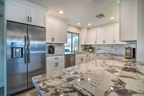 Kitchen | Keurig Coffee Maker | Toaster