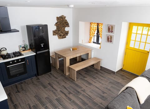 Shannon Castle Holiday Cottages Type C , Riverside Holiday Accommodation Available in Ballysteem, County Limerick