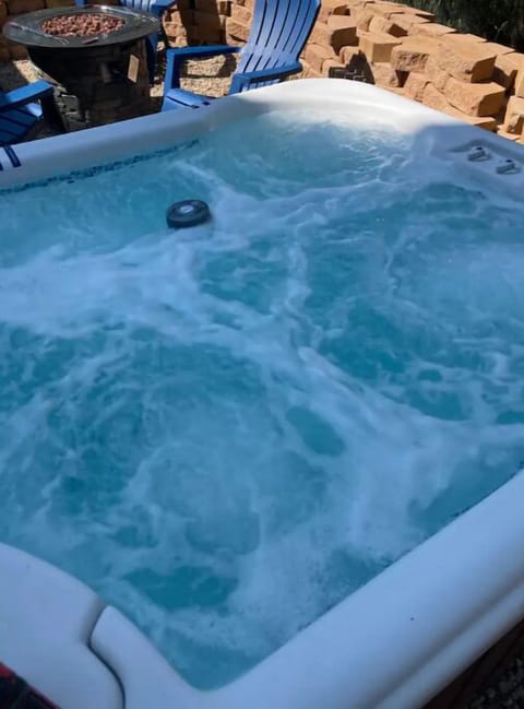 Very private hot tub area.