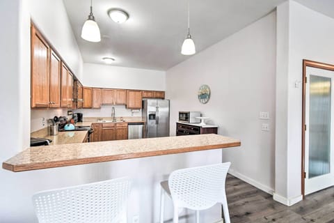 Kitchen | Blender | Crockpot | Keurig Coffee Maker