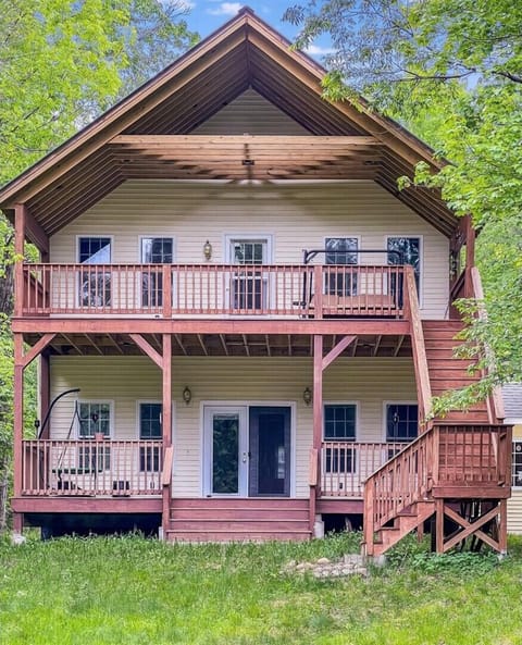 Peaceful Oasis at Okara Lakes