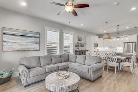 Enjoy relaxing on the comfy new sectional and newly decorated beach house